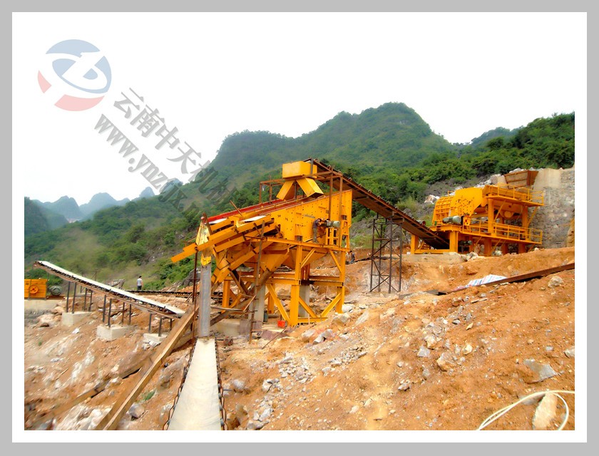 四川劉總3500噸生產(chǎn)線安裝現(xiàn)場(chǎng)